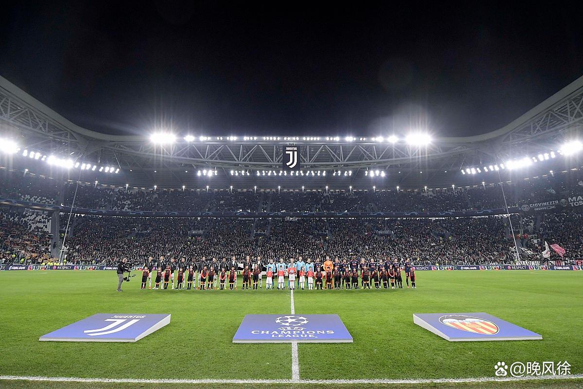 爱游戏体育-巴黎圣日耳曼转会期防线松动，志在社区盾名次提升，震撼外界，身体对抗强度拉满的简单介绍