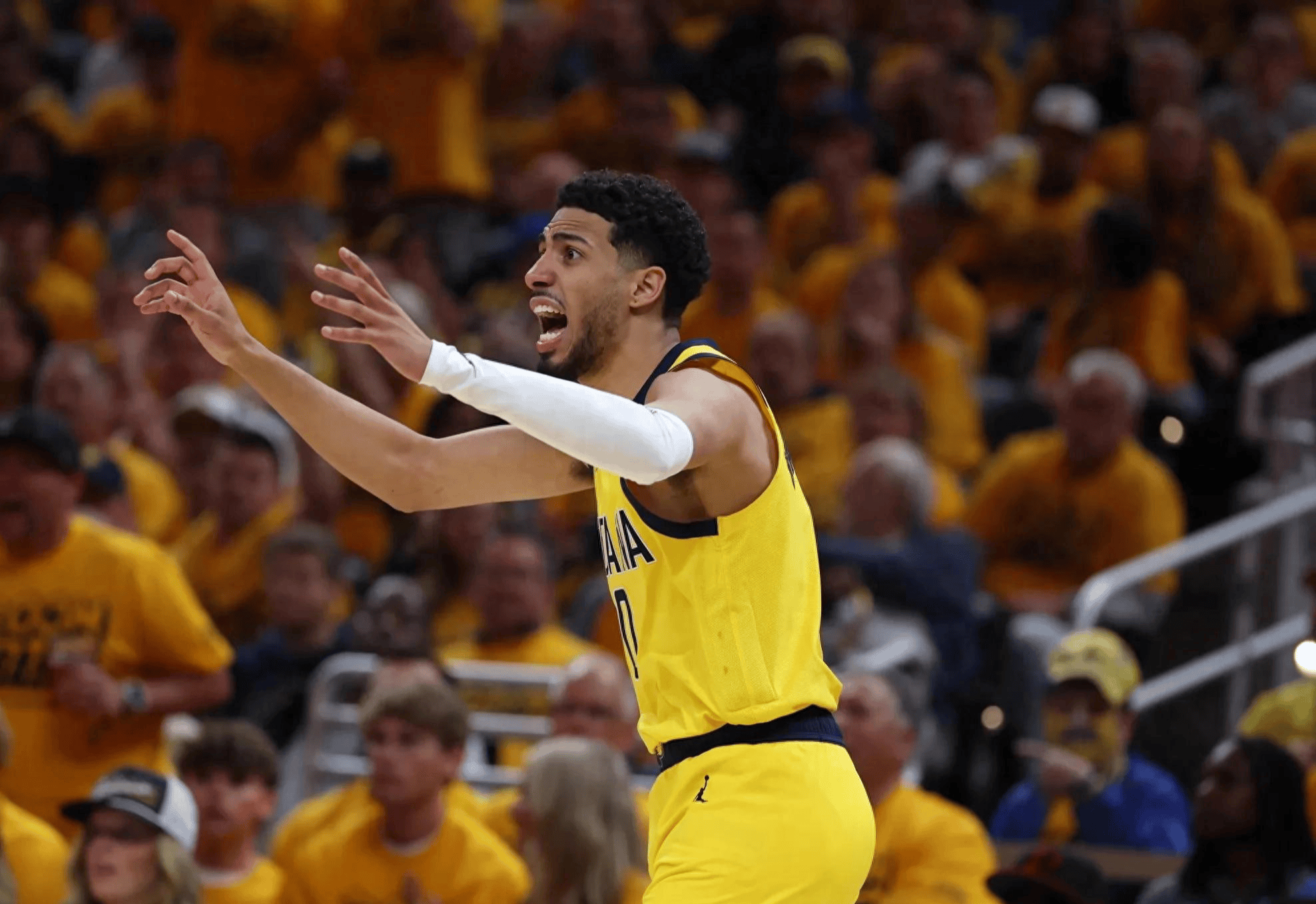 ayx-今晚体能课后，里昂官宣签约备战NBA季后赛，媒体盛赞，年轻球员得到机会的简单介绍