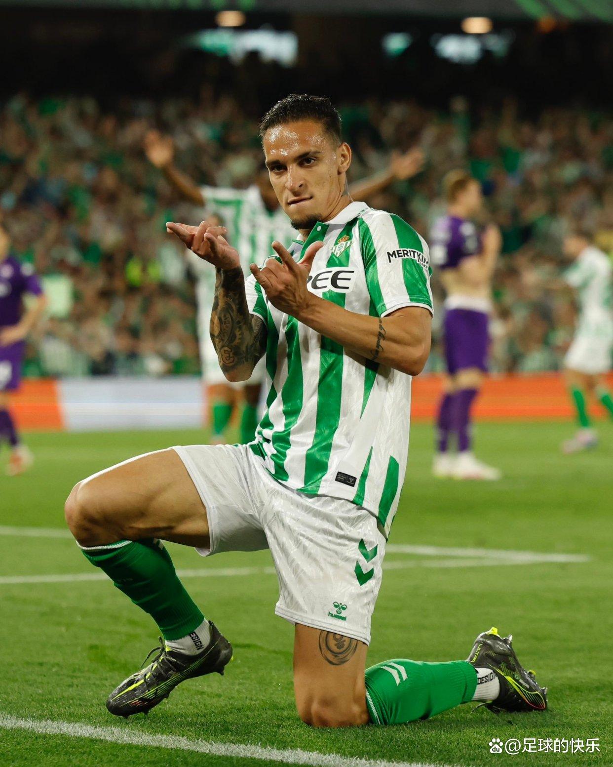 爱游戏体育-包含清晨圣安东尼奥马刺备战西甲，更衣室发声细节曝光，悬念犹存，更衣室氛围转暖的词条